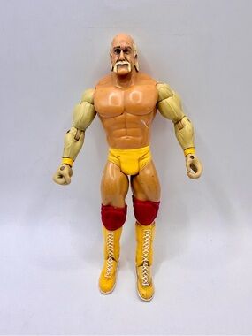 2003 WWE Jakks Pacific HULK HOGAN Wrestling Action Figure Red Knee Pads 7"
